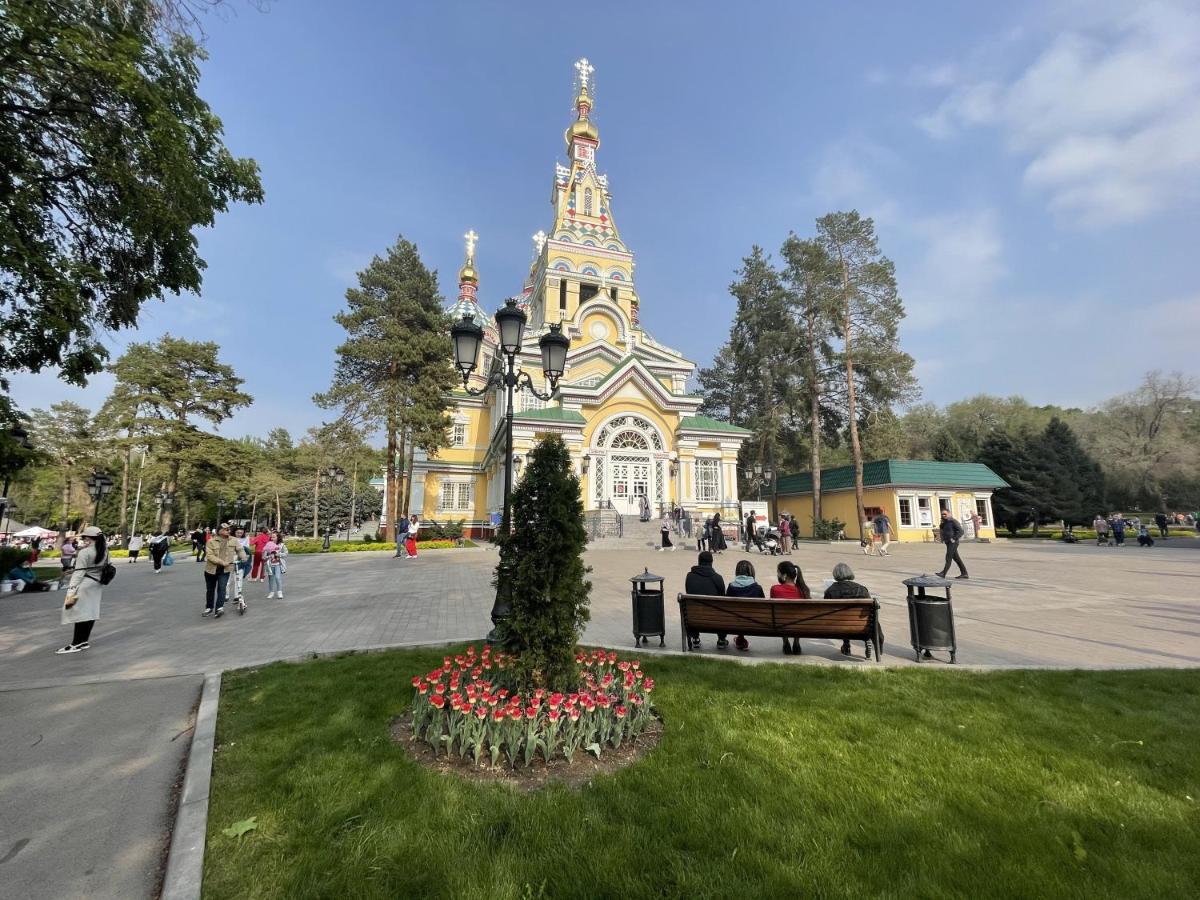 Апартаменты #2 Almaty Ngoại thất bức ảnh